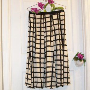 CHANCES R Sz M Stretch Waist Skirt NWT
